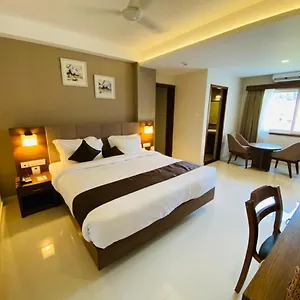 Hill Heights Hotel
